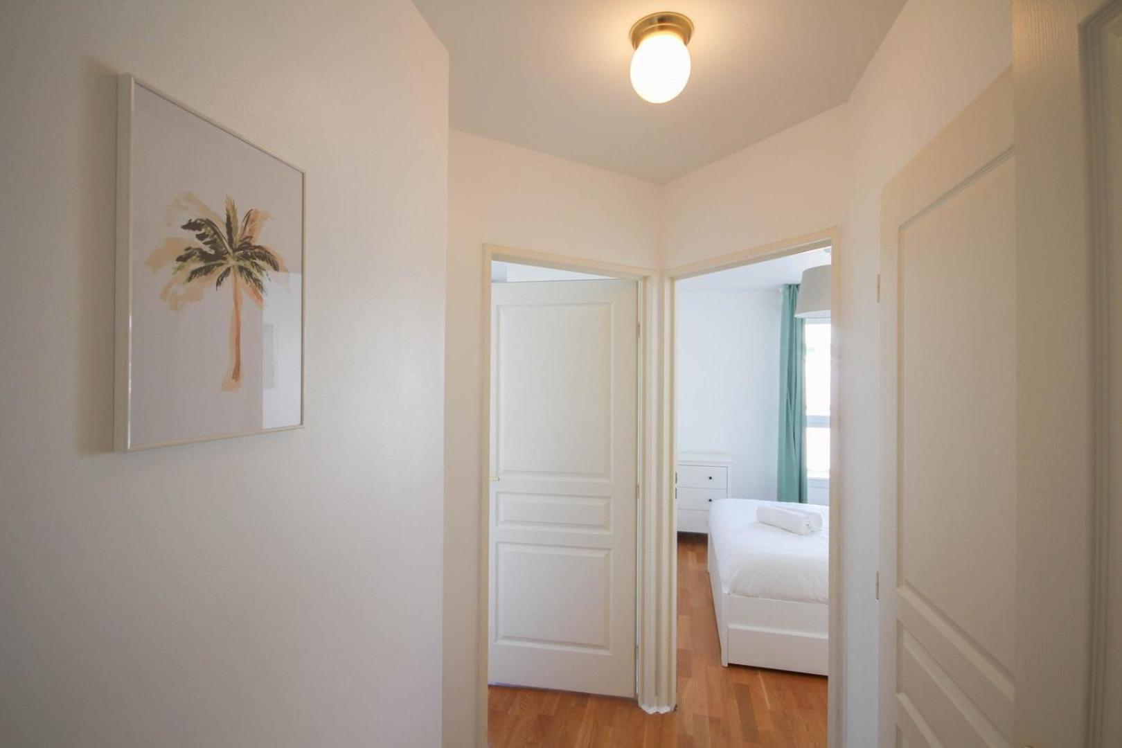Apartment In Residence With Balcony And Parking Лил Екстериор снимка