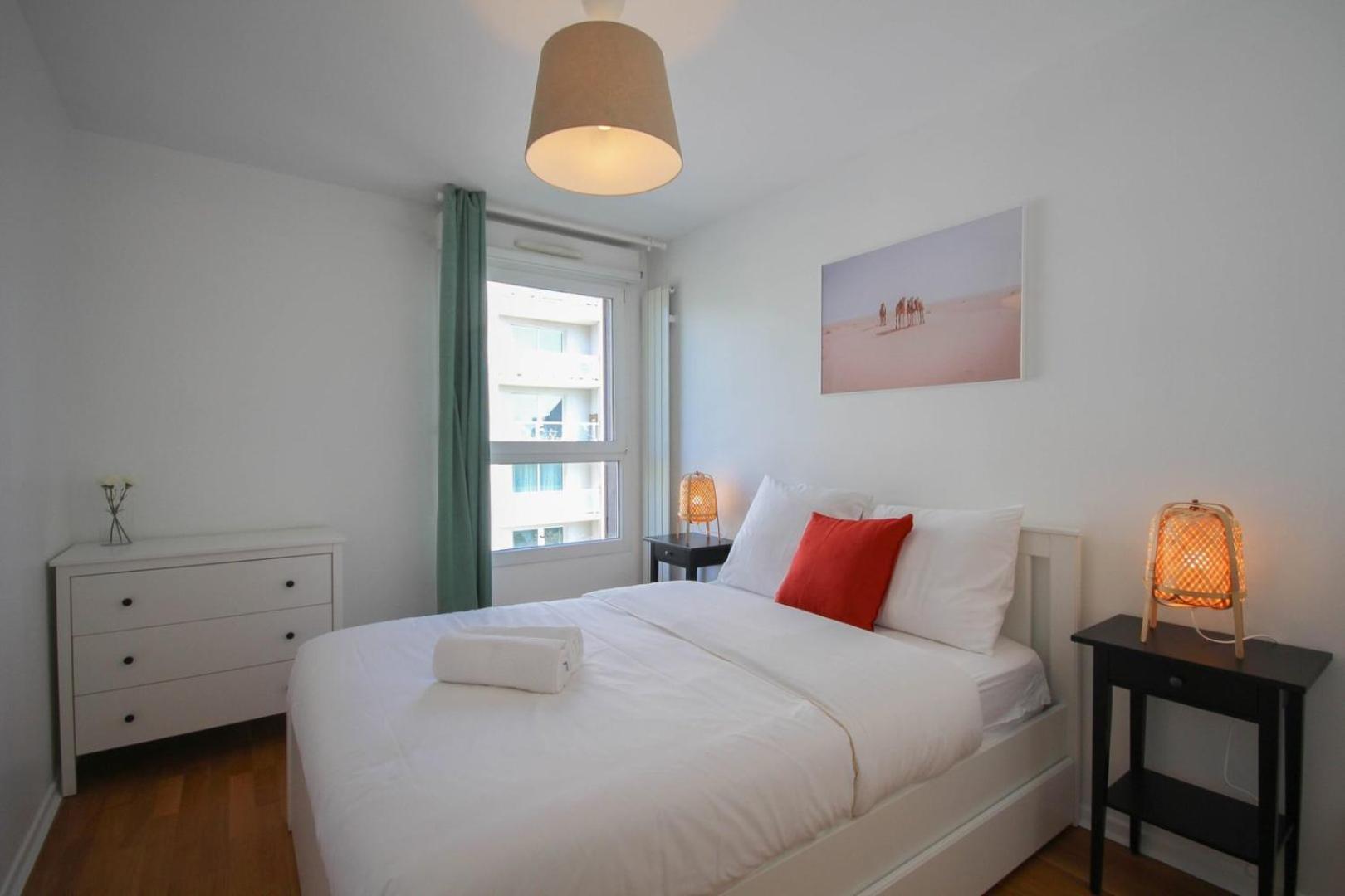 Apartment In Residence With Balcony And Parking Лил Екстериор снимка